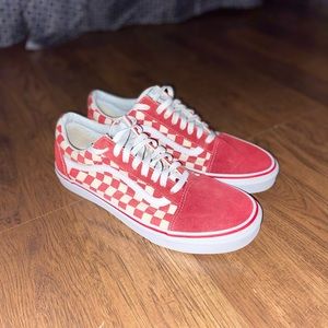 Used men’s red and white checkerboard vans size 9.5